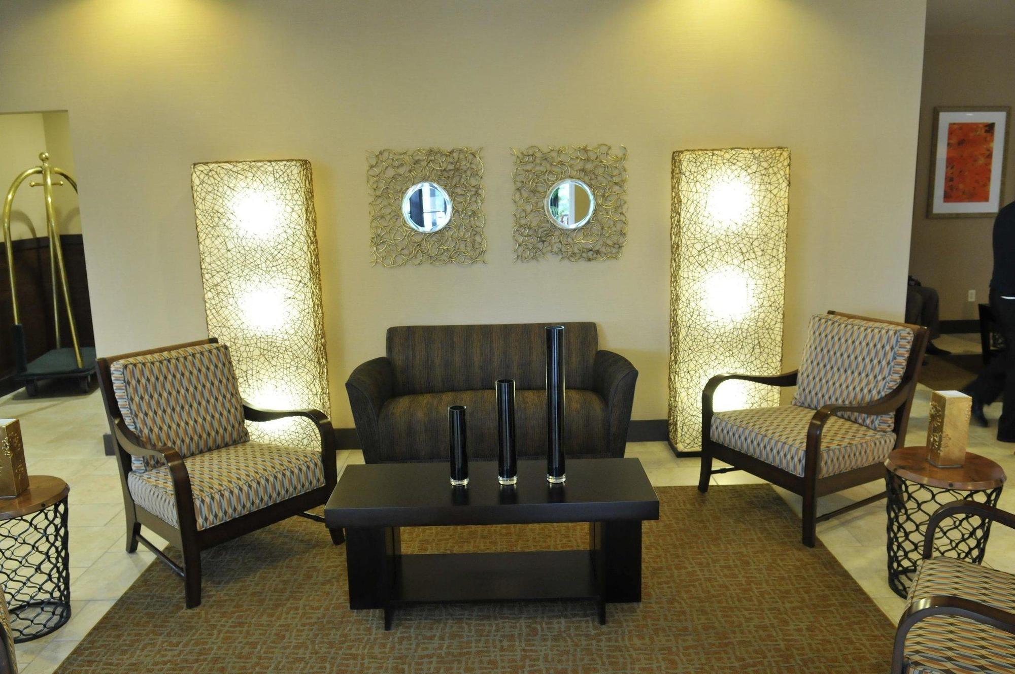 Ramada By Wyndham Southfield Hotel Kültér fotó