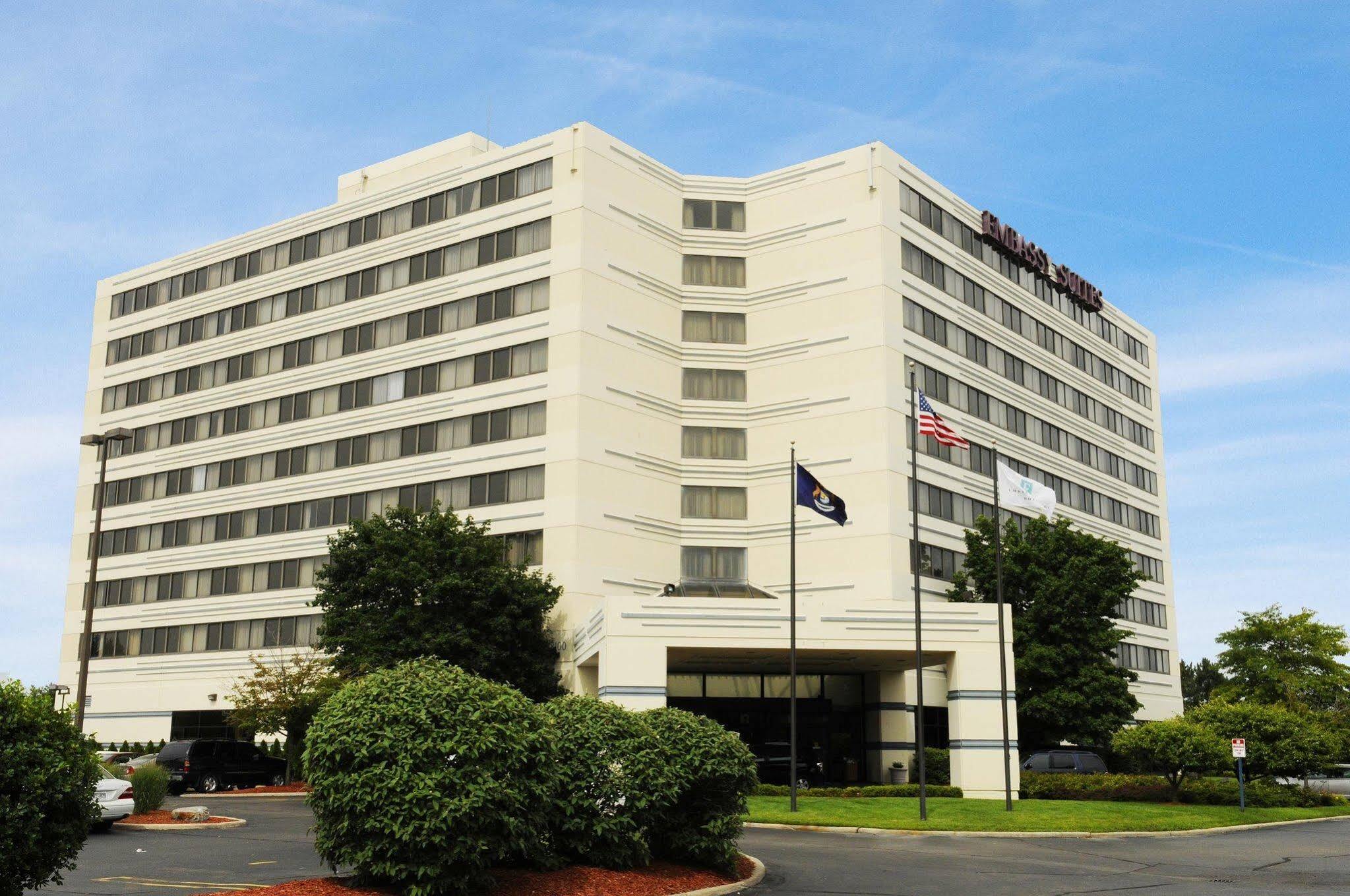 Ramada By Wyndham Southfield Hotel Kültér fotó
